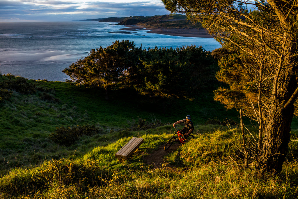 Come for the surf, stay for the dirt